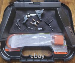 Glock 17 OEM Complete Slide Barrel Upper & LPK Frame Parts Kit & 2 Magazines c