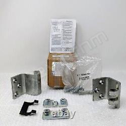 NEW Genuine GM Parts 19257343 Intermediate Side Door Upper Door Hinge Kit